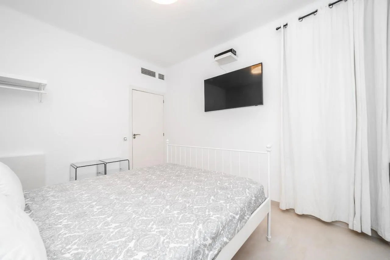 Granvia732 Apartment Barcelona